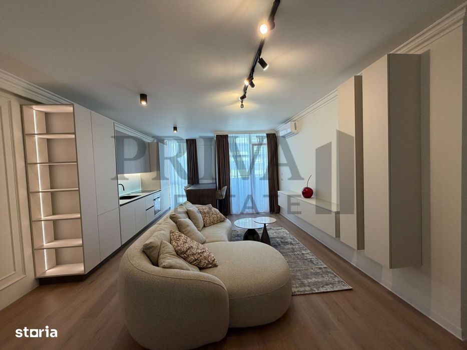 Apartament 3 camere, 2 bai, 2 balcoane, etaj 1. Aradului/ British