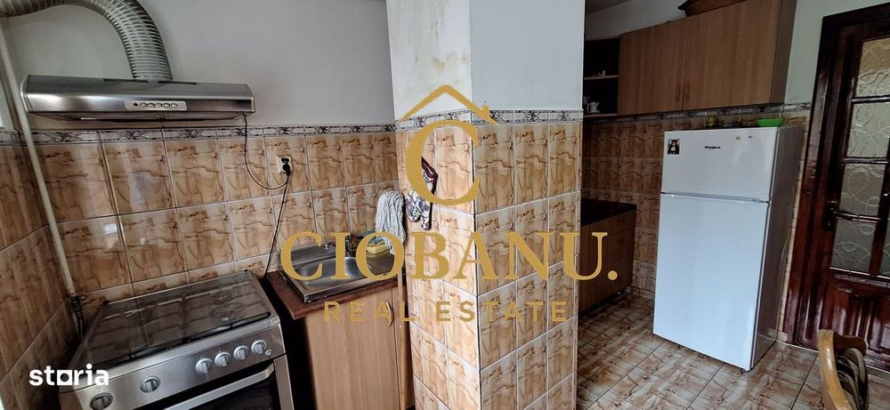 Apartament 3 camere etaj 2/4 DECMOMANDAT zona Rovine