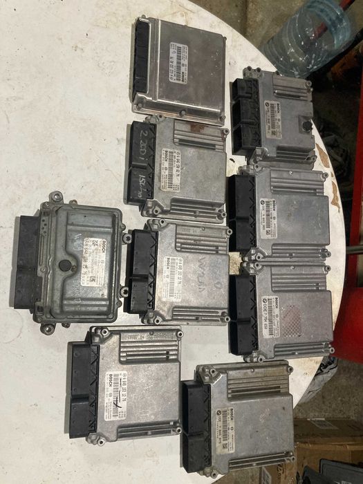 Компютър еку BMW E60 530D ecu електронен блок двигател