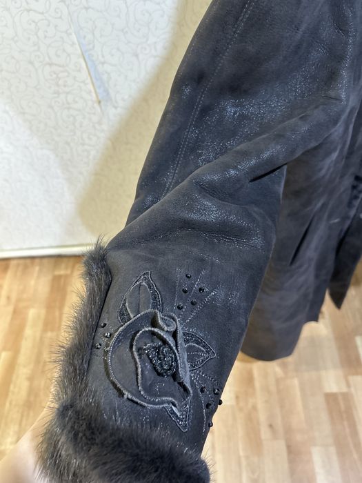 Продам теплую длинную дубленку