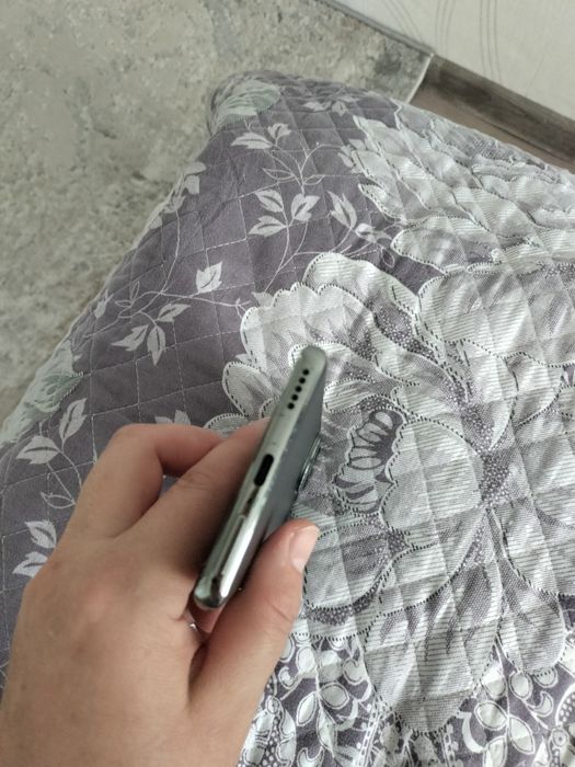 Продам телефон "oppo"  peno 10