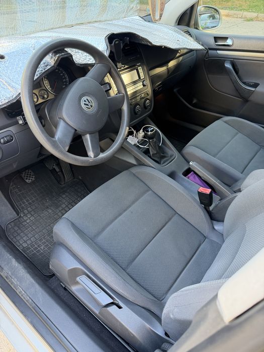 VOLKSWAGEN Golf 2005 — imagine 3