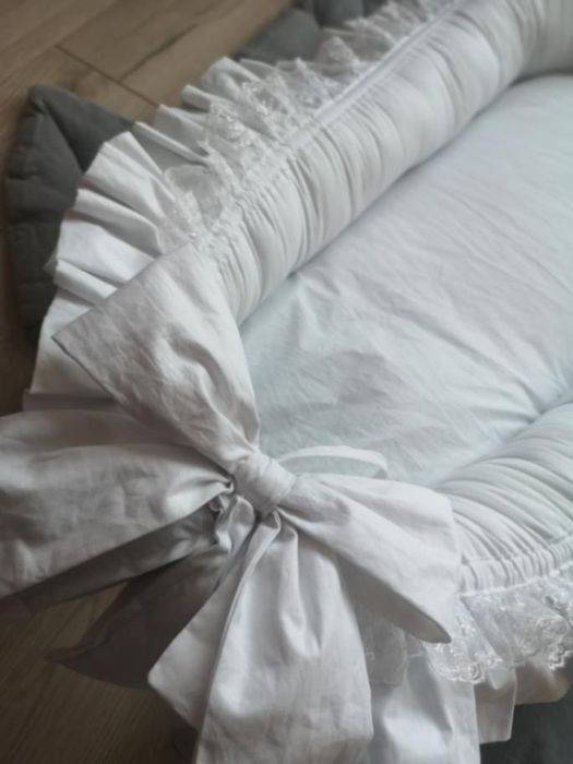 Бебешко гнездо шито по поръчка