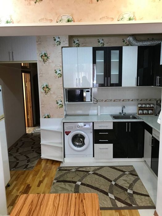 Госпитальная базар 2 комнатная около школы 70м²