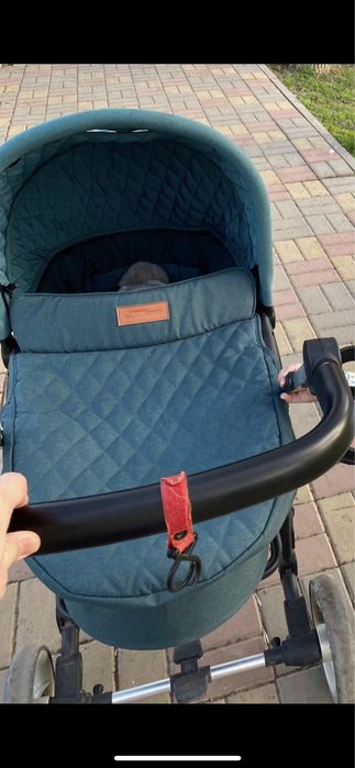 Продам б/у коляску 3в 1