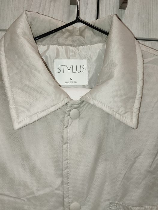 Продаётся Ветровка мужская