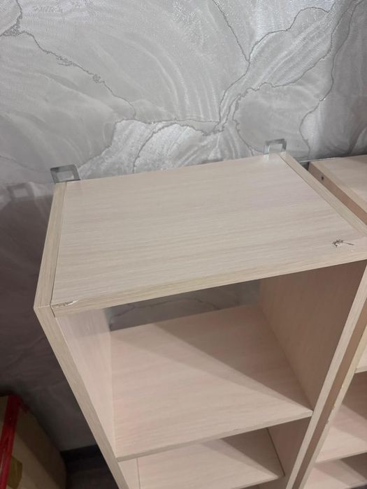 Книжные полки подвесные