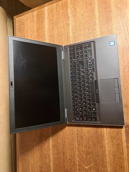 Workstation Dell Precision 7540, Intel Xeon, Quadro T2000, 64GB RAM