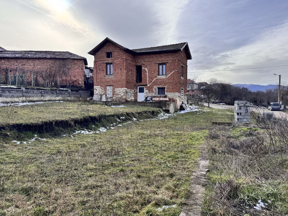 Продава се Къща в с. Боденец, Област Враца - 64 кв.м за 327 €/кв.м - Снимка #2