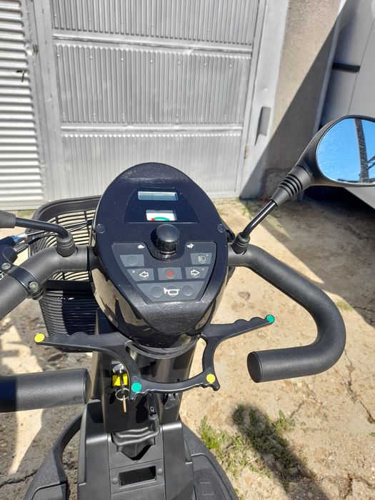 Електрическа количка