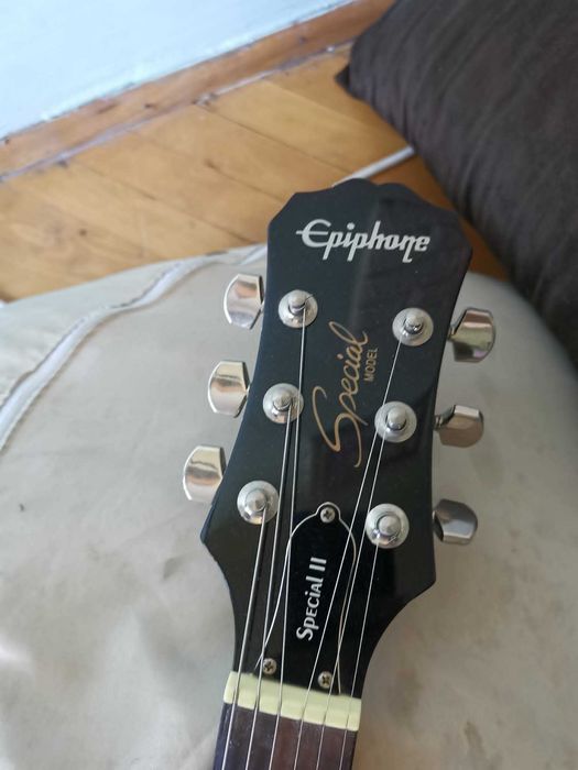 Ел Китара Epiphone Special II