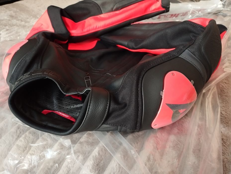 Дамски кожено мото яке Dainese 42 (36l