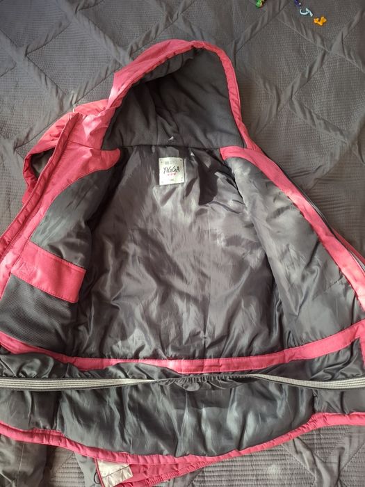 Продам  куртки .