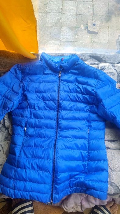 Moncler оригинално яке без забележки XL размер