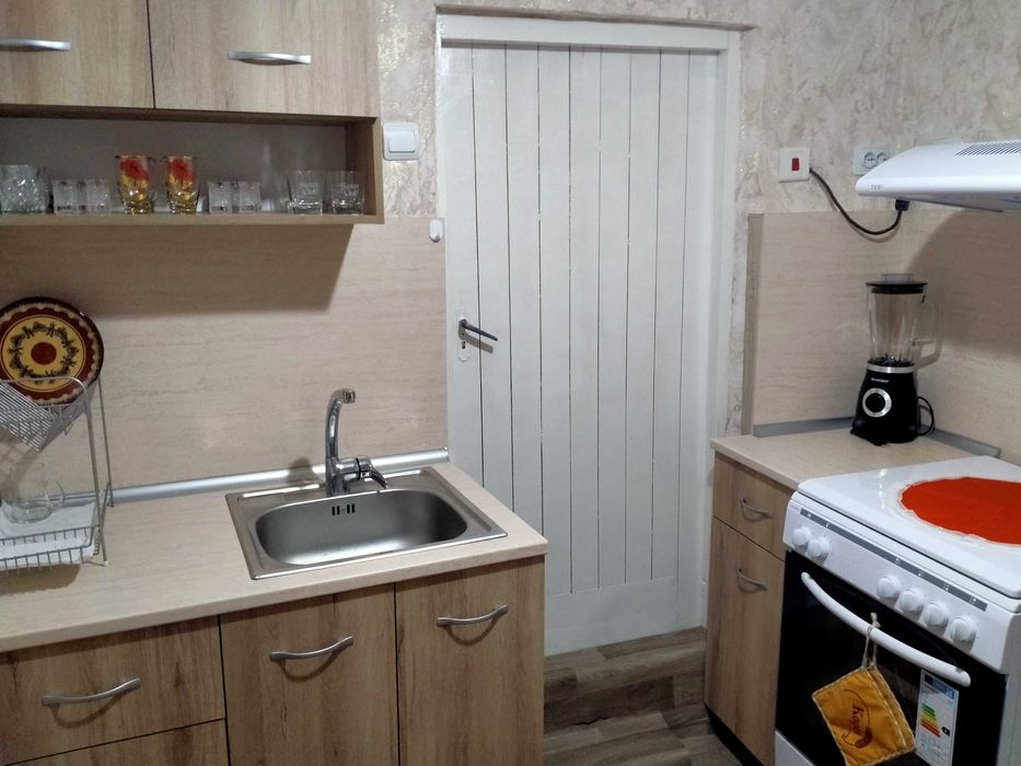 Продава се Етаж от къща в Велико Търново, Варуша - 70 кв.м за 1100 €/кв.м - Снимка #10