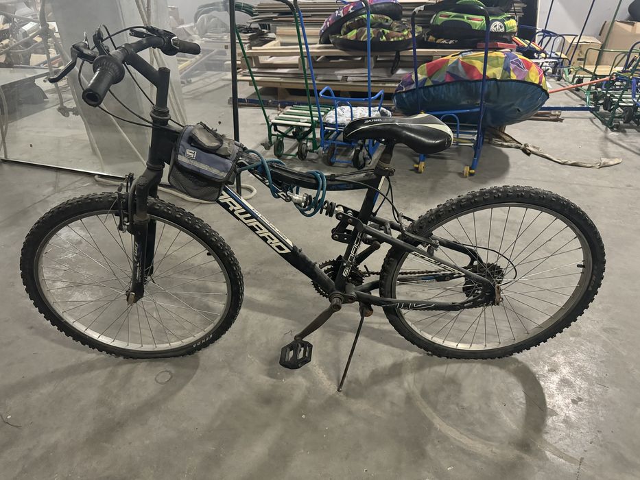 Продам велосипед на запчасти