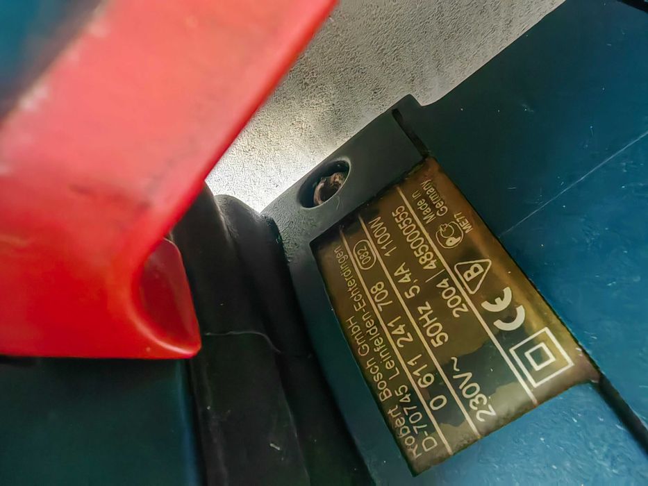 Продавам къртач Bosch 5-40DE