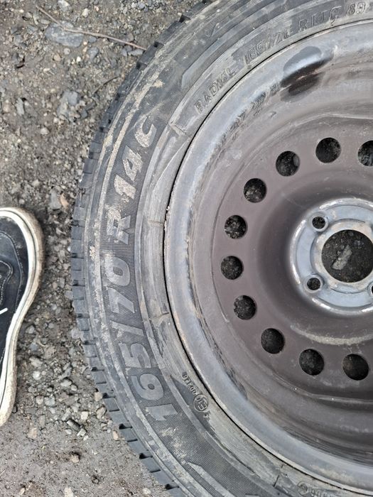 Vand roata R 14 renault cango cu anvelopa 165 70 14 C tigar