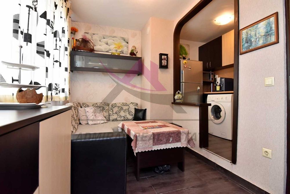 Дава се под наем Двустаен апартамент в Варна, ХЕИ - 50 кв.м за 375 € - Снимка #1