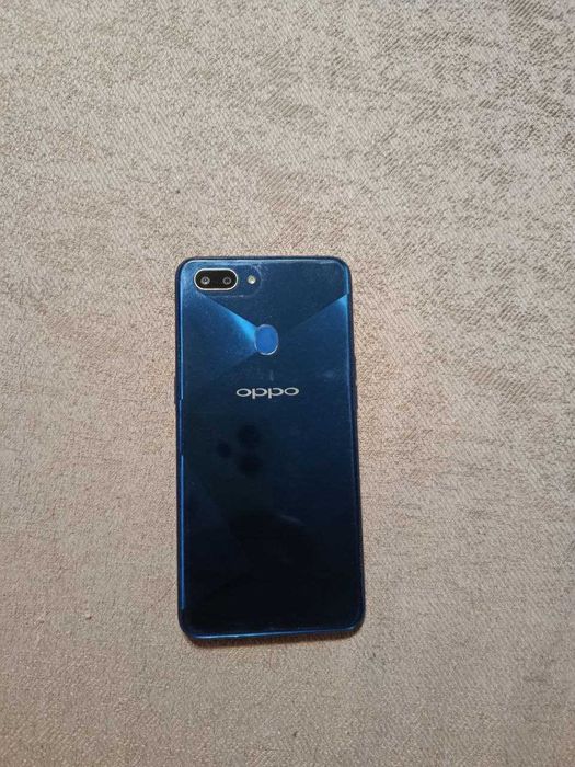 Продам телефон Oppo A5 СPH1809 (4/32гб)