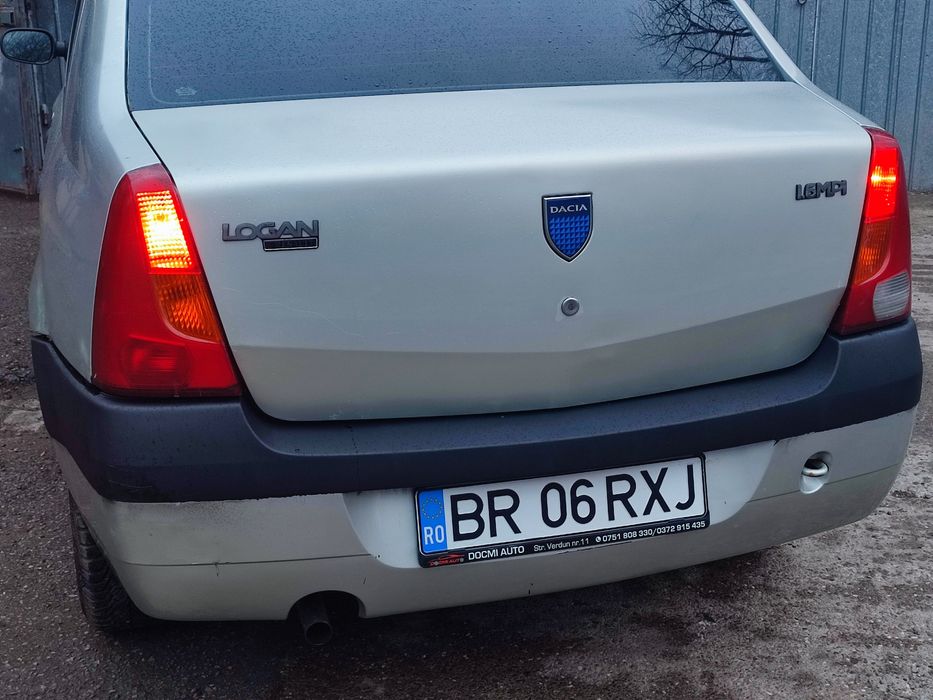 Dacia Logan 1.6 MPI 87cp  Benzină+GPL  AC   Pret fix 5000 Lei