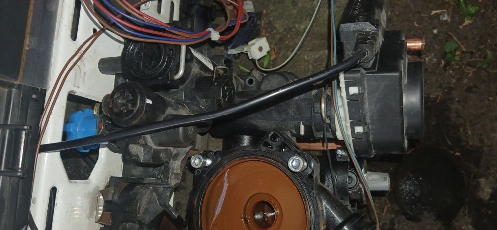 Ariston centrală termică placă si alte piese