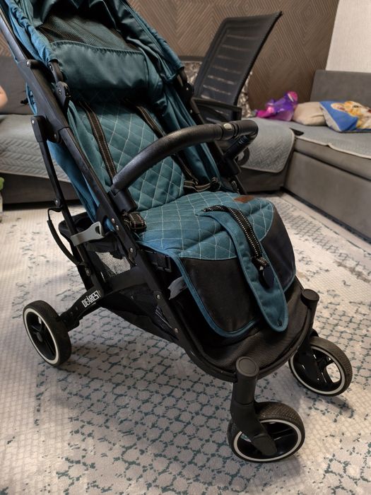 Коляска детская прогулочная мальчику