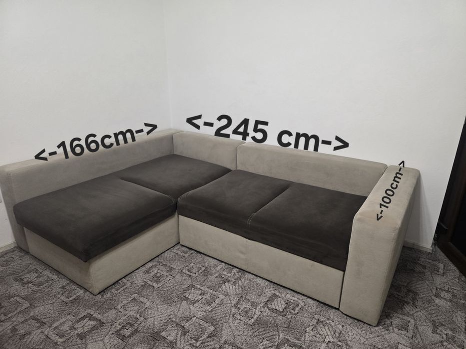 Canapea 3 locuri