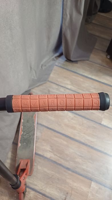 Трюковой самокат Longway Summit RED