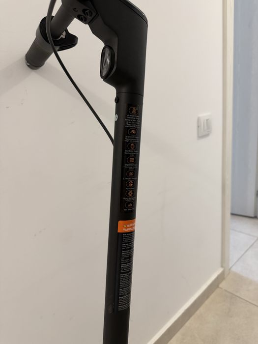 Trotineta Electrica Ninebot F2 KickScooter