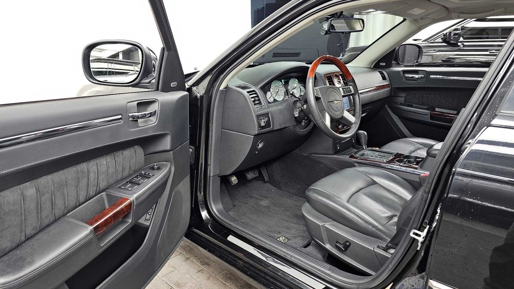 Chrysler 300C 2.7 autogeorge.com