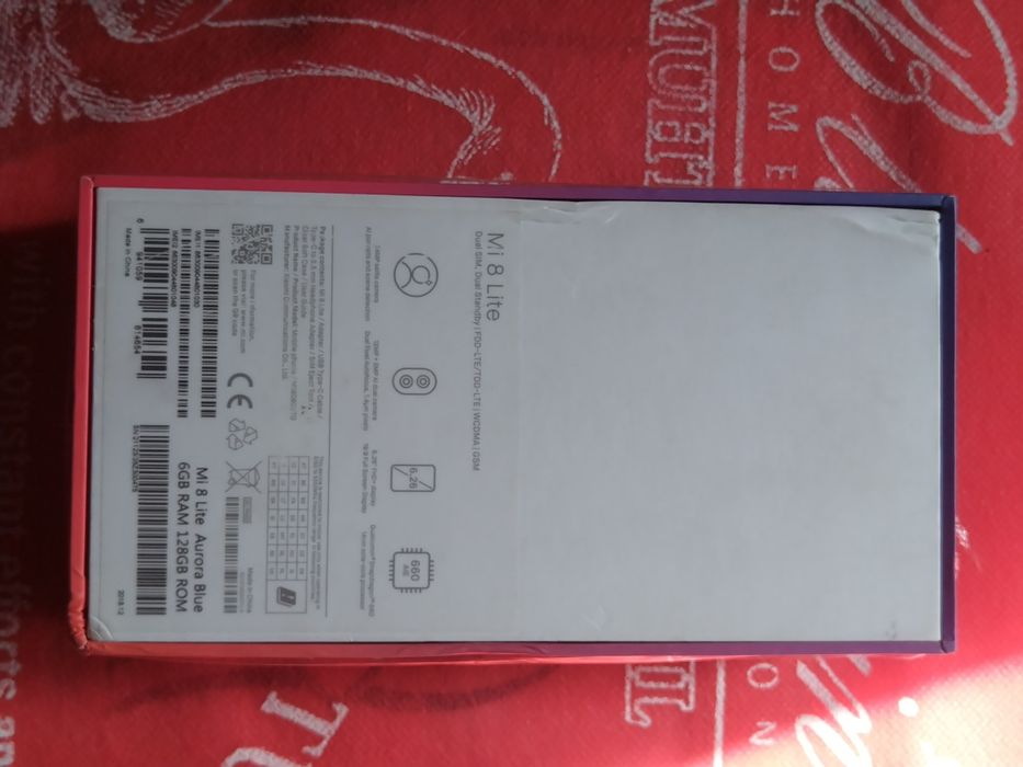 Продаеться Xiaomi Mi 8 Lite