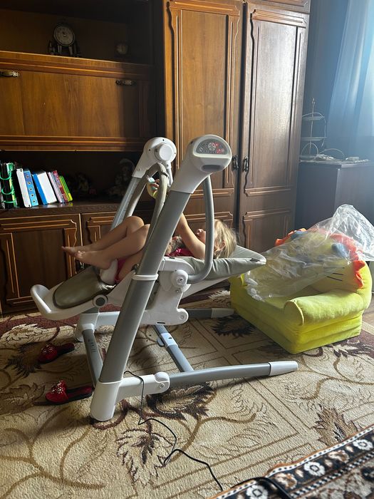 Продам стульчик для кормления 2в1