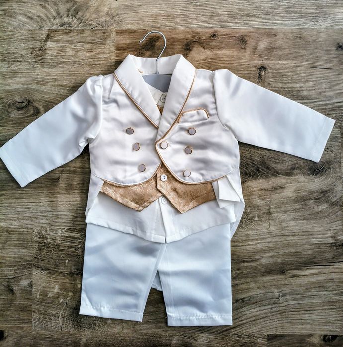 Vând Costume elegante baiat