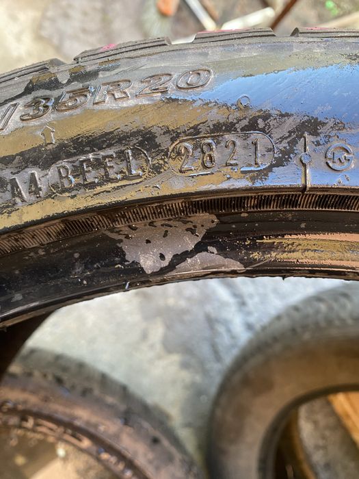 265/35/20 si 235/35/20