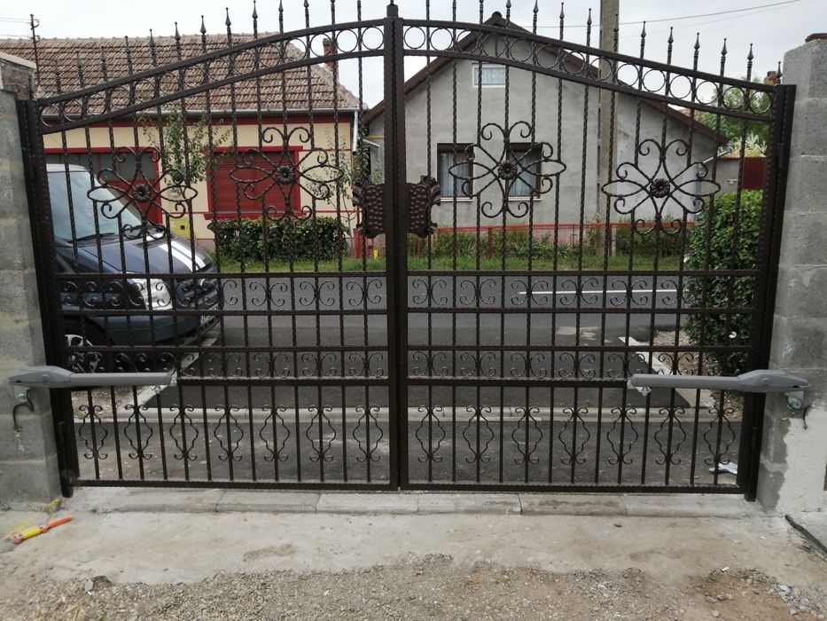 Montaj automatizări porți culisante, batante.Automatizări porti