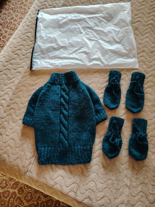 Продам одежду для собаки