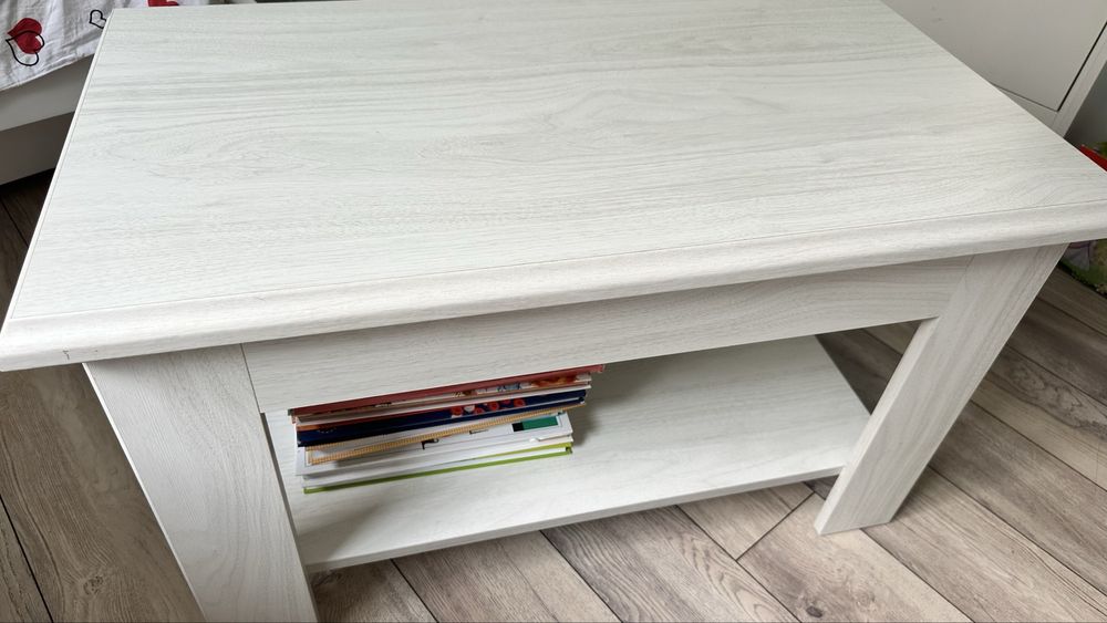 Стол журнальный