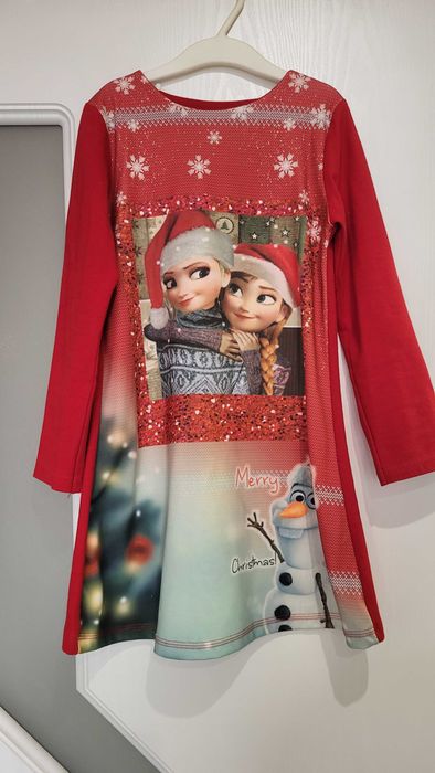 Продавам детски коледни роклички р.122