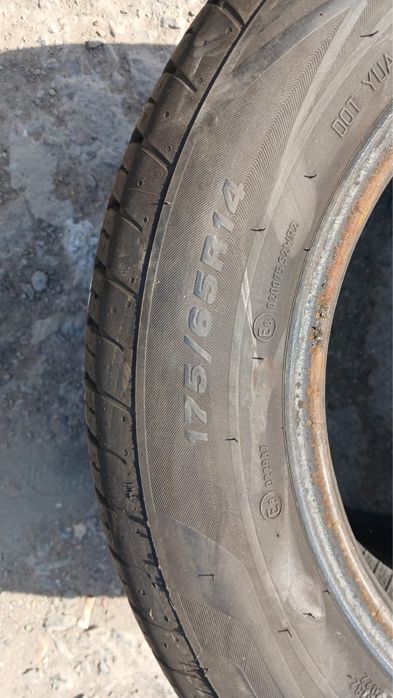 Продам шины в отличном состоянии