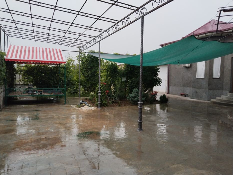 Железный тапчан.