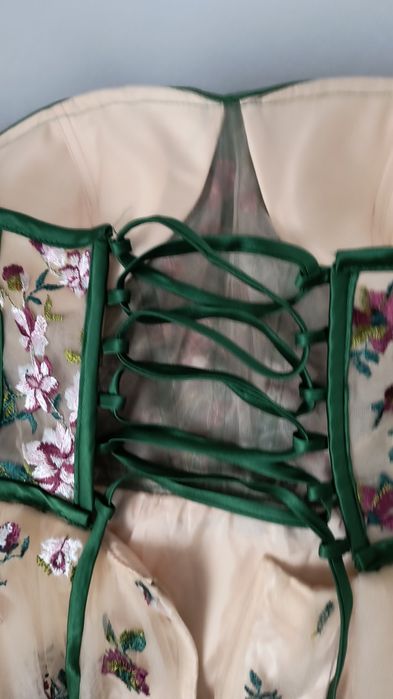 Rochie pentru ocazii speciale deosebit de frumoasă