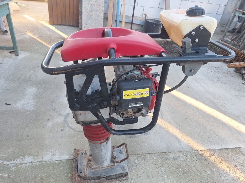 MAI compactor Stone XH670