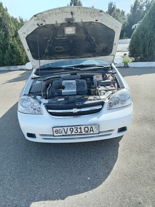 1.8 Lasseti sotiladi