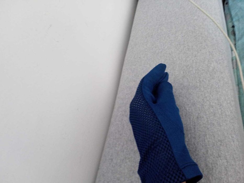 Продам перчатки женские