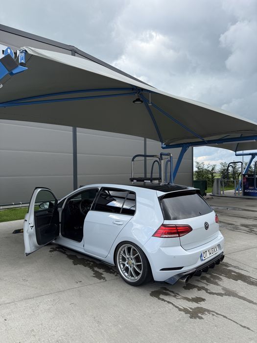 VOLKSWAGEN Golf 2018 — imagine 2