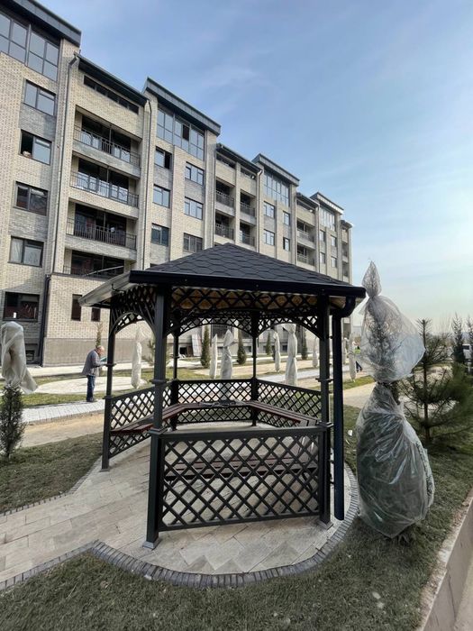 Besedka naves metal ogrojneyа беседки навес решотка огрождения
