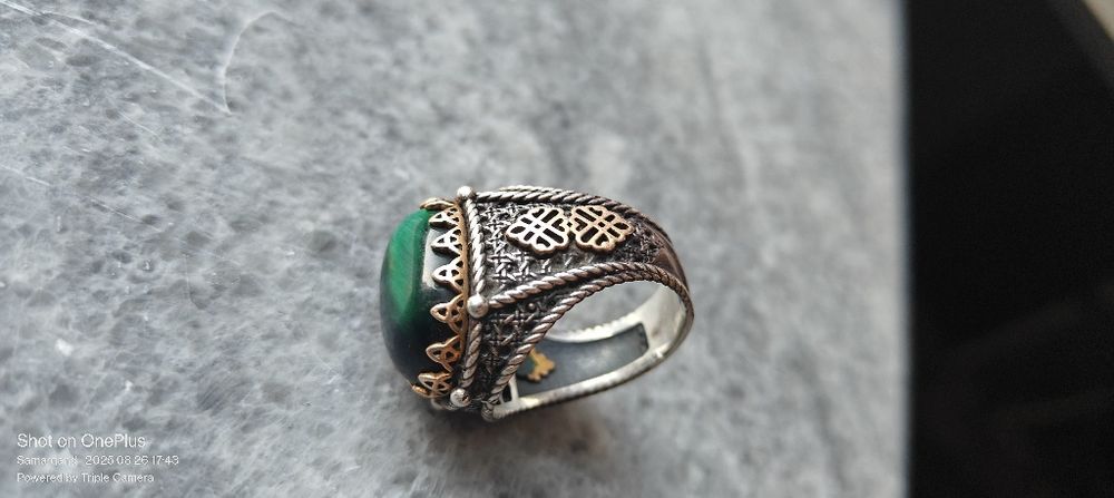 Продам мужской серебряный перстень