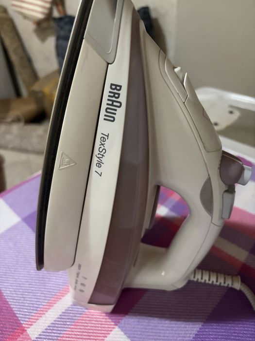 Продам Утюг Braun