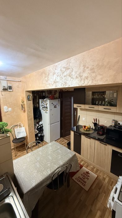 Garsoniera de vanzare in micro 3